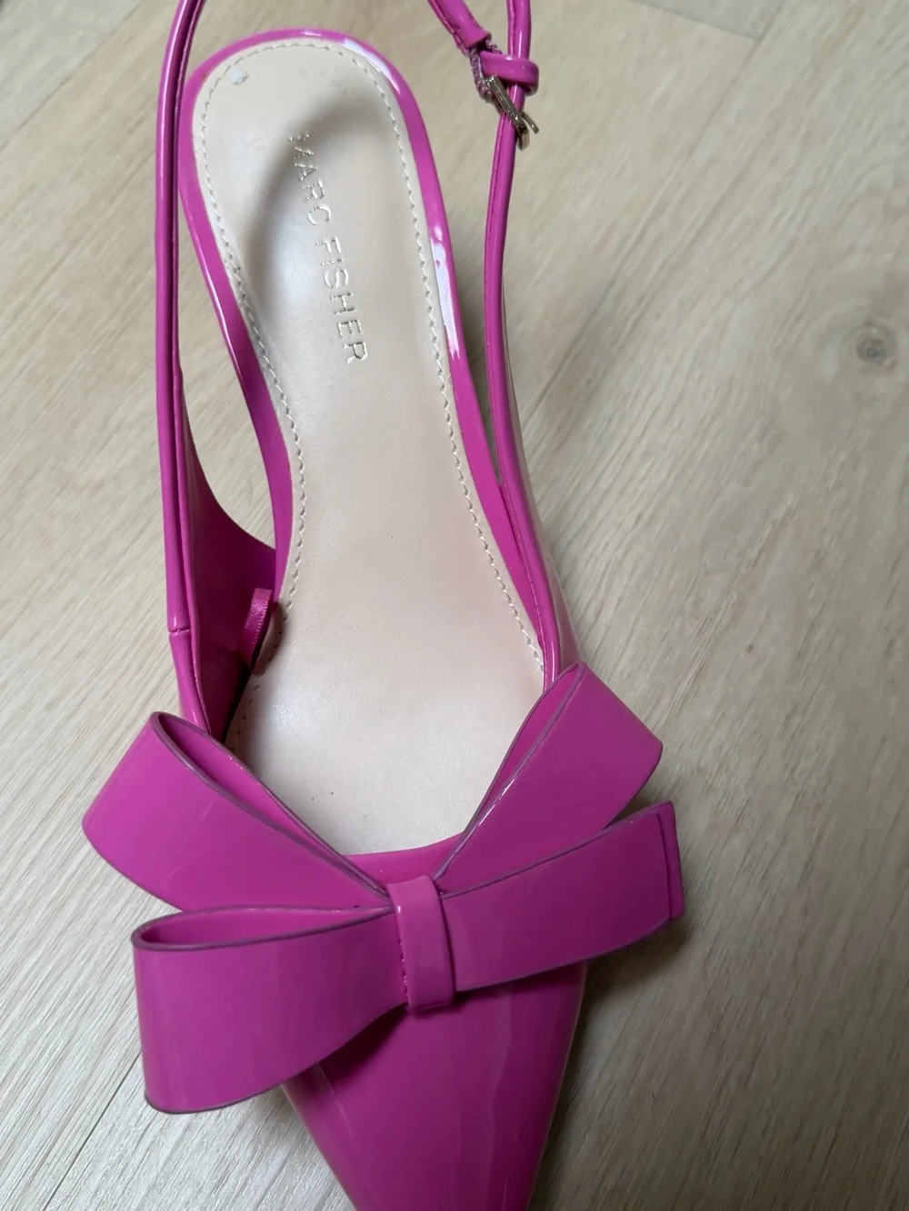 Marc Fisher Allon Pink Patent Pointy Toe Bow Pump 7.5